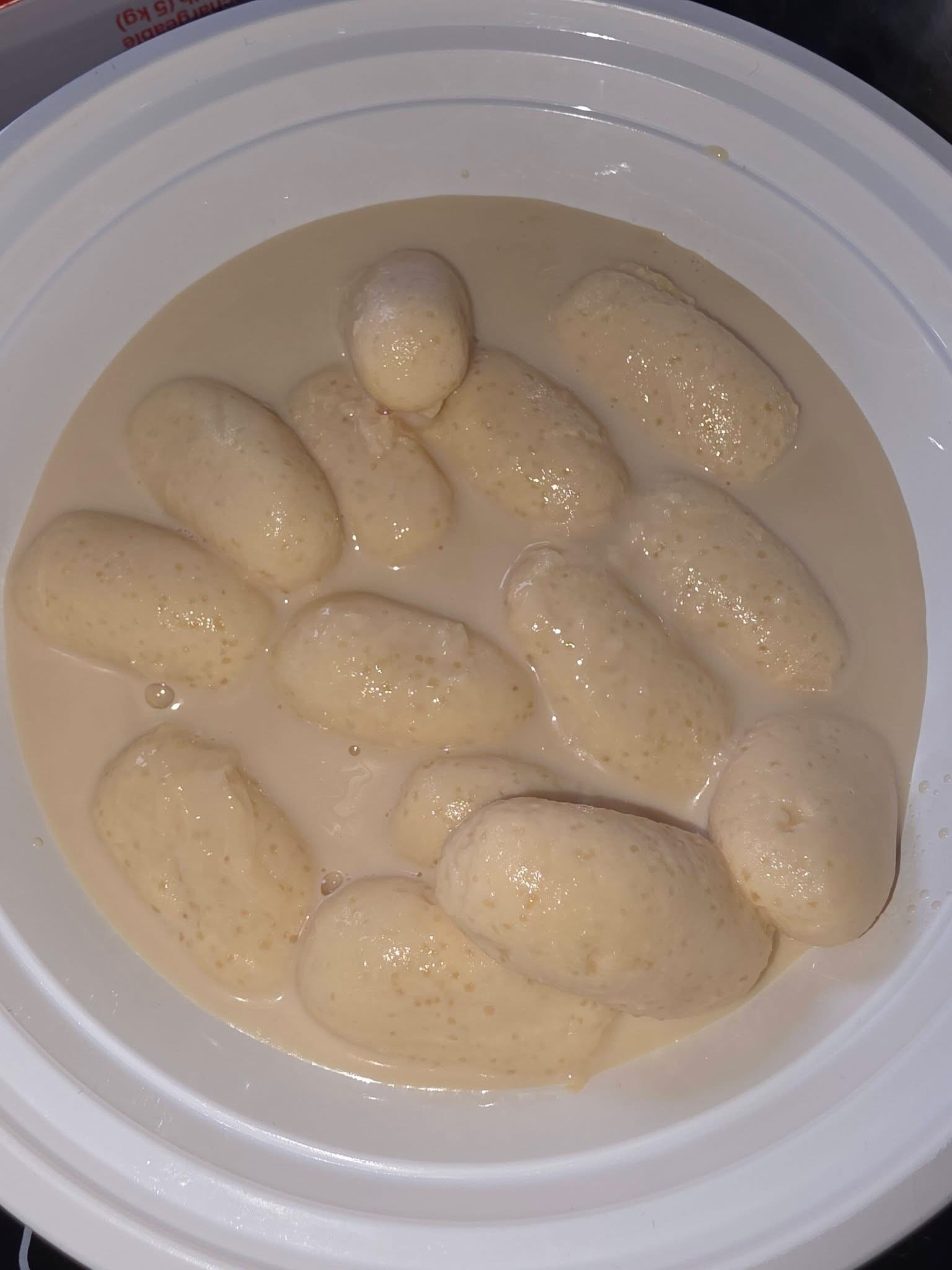 Rosmalai — cottage cheese patties in saffron cream
